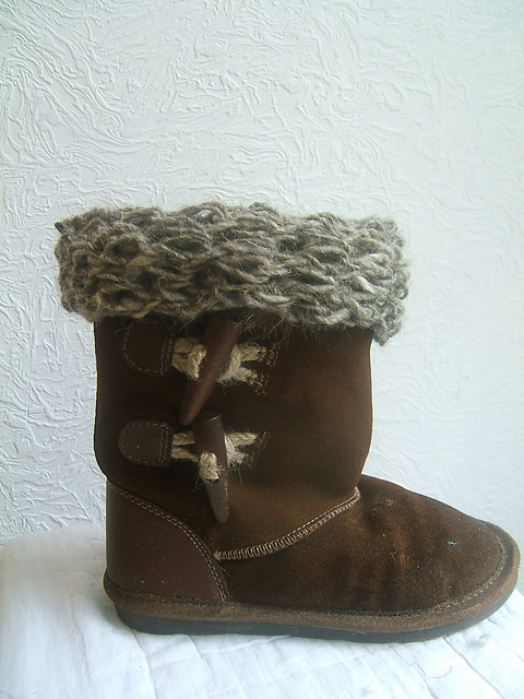 "Wild Frontier" Pine Cone edged  Boot Slippers