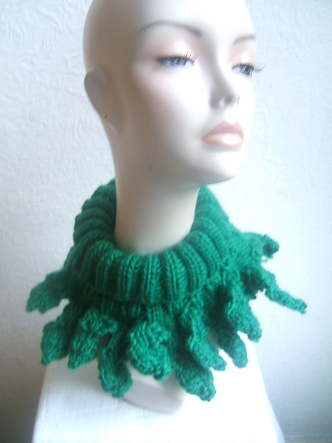 "Woodland" Oak Leaf Cowl