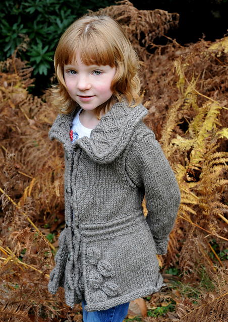 Collared Adaptable Leaf Tab Jacket