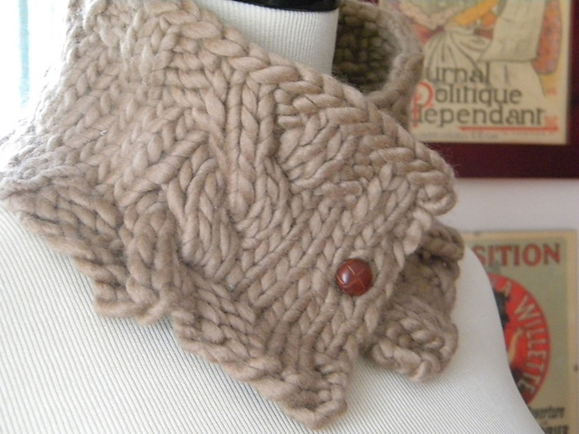Cozy Cable Cowl