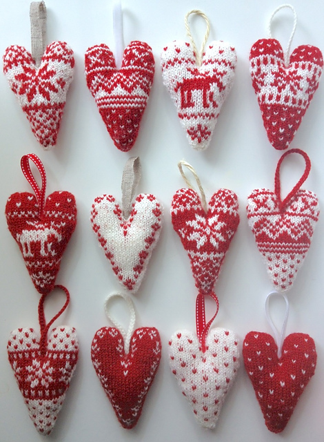 12 Christmas Hearts