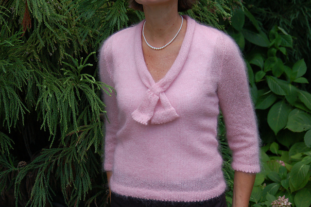#27 Tie-Front