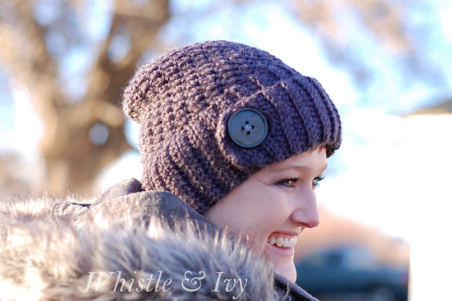 Chunky Button Ribbed Hipster Beanie