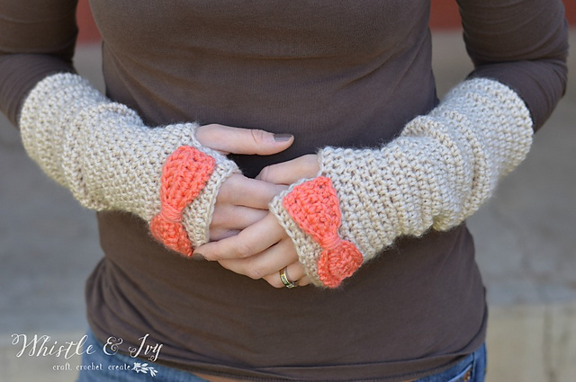 Dainty Bow Arm Warmers
