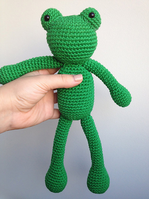 Amigurumi Frog