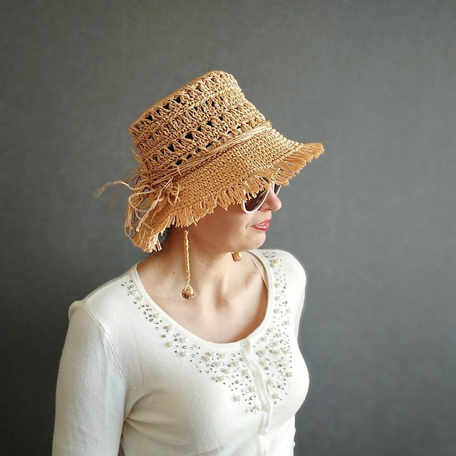Hat Dior
