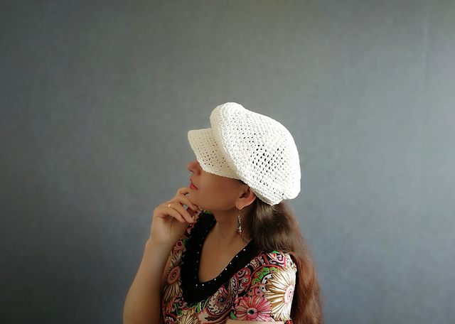 Summer cap white