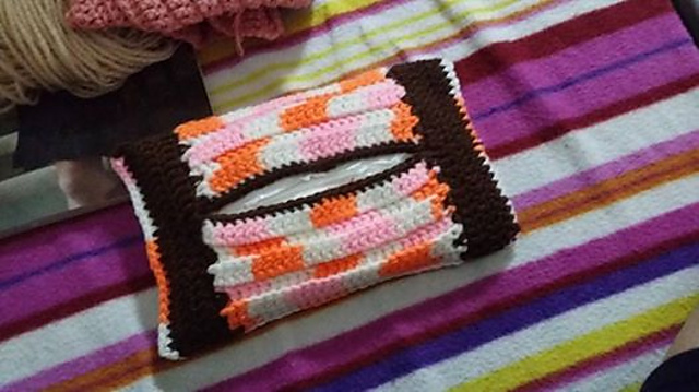 Simple Tissue Holder