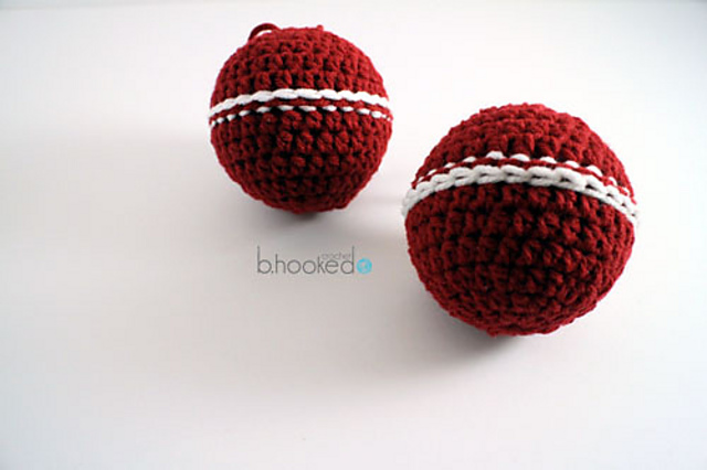 Crochet Christmas Ball Ornaments
