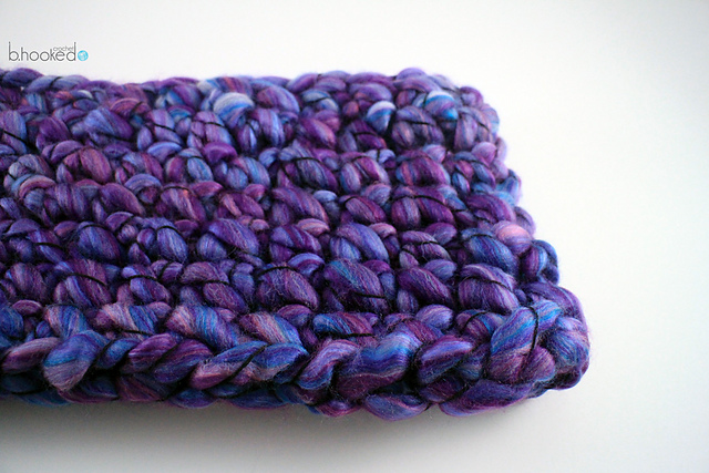 Finger Crochet Cowl