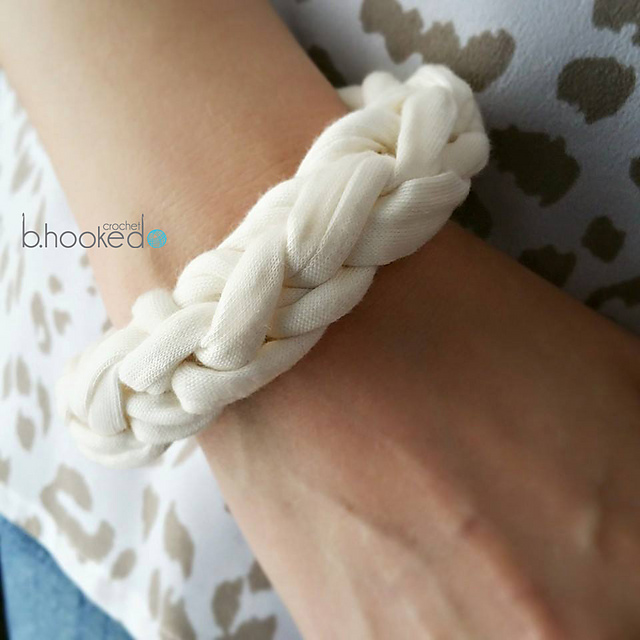 5 Minute Jersey Tee Bracelet