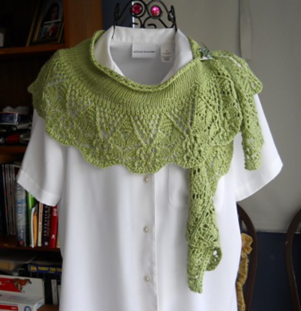 Nidaly Small Shawl