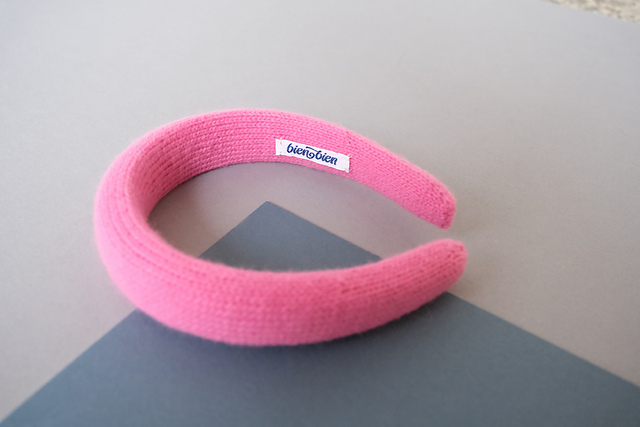 Hair band padded