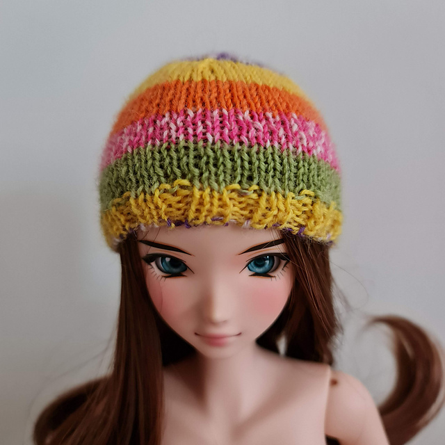 Hat for smart doll