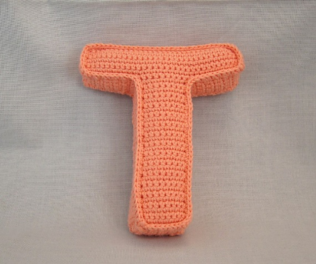 CAPITAL LETTER T