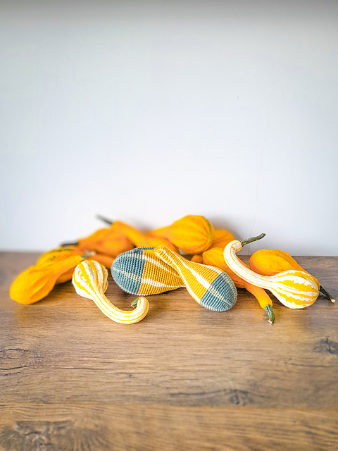 My Crochet Kitchen: Bicolour Pear Gourd