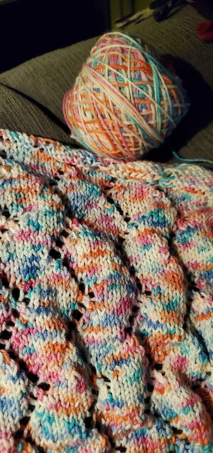Knitted cruise shawl