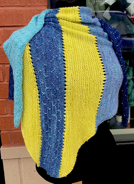 Châle perlé - beaded shawl