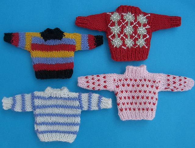 HMC53 Sweaters for the dolls house