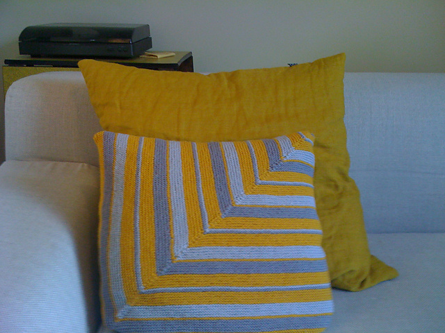Knitted Rug and Cushion