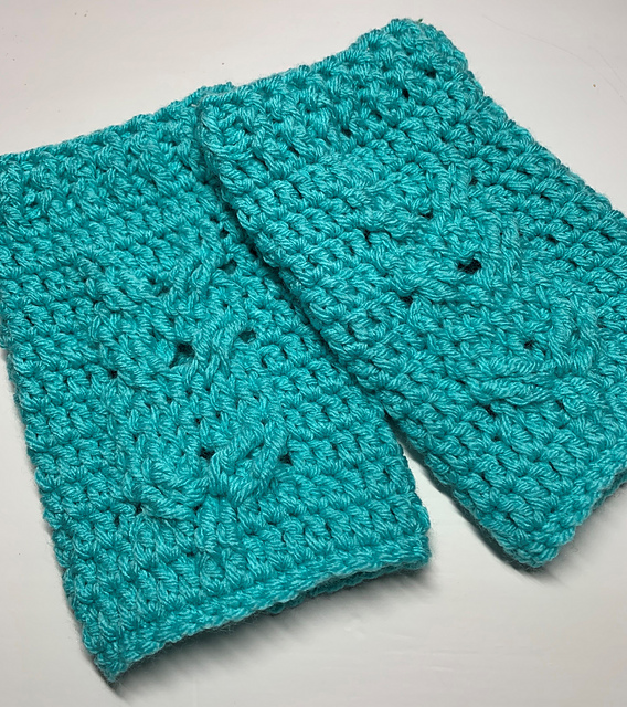 Cable Owl Fingerless Mittens
