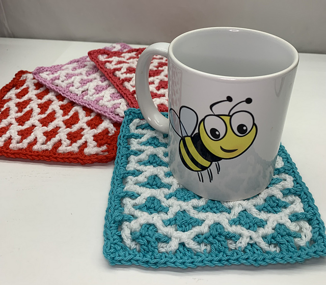 Interlocked Diamonds Coaster