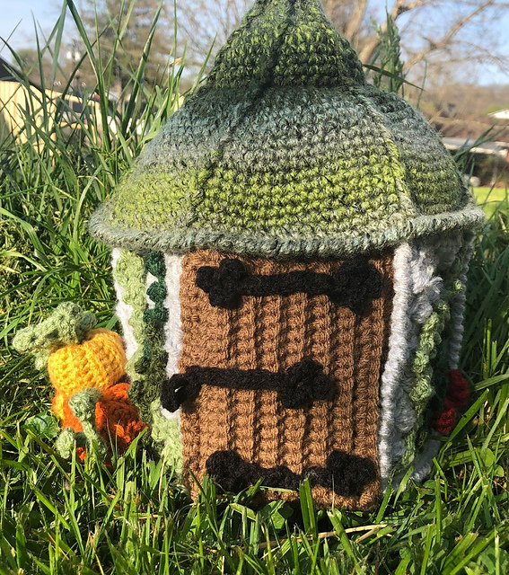 Groundkeeper's Hut Toy Bag