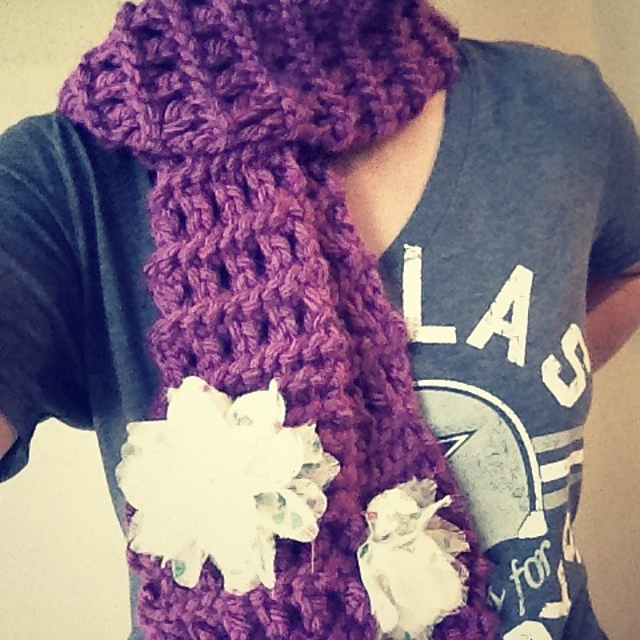 Holey Moley Scarf
