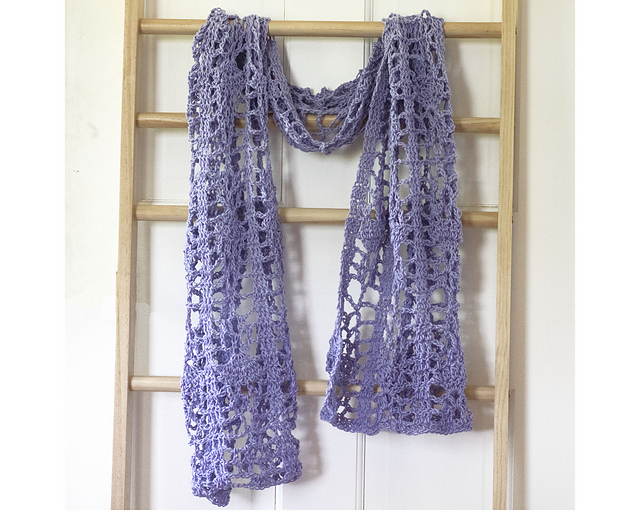 ココナッツ**プロフ読んで**マントルピース Ravelry: Pineapple Lace Shawl pattern by Judy Stalus