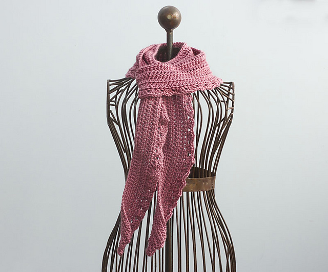 Scallop Edge Long Scarf