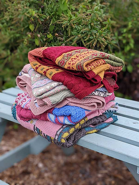 Another Day Out Blanket KAL
