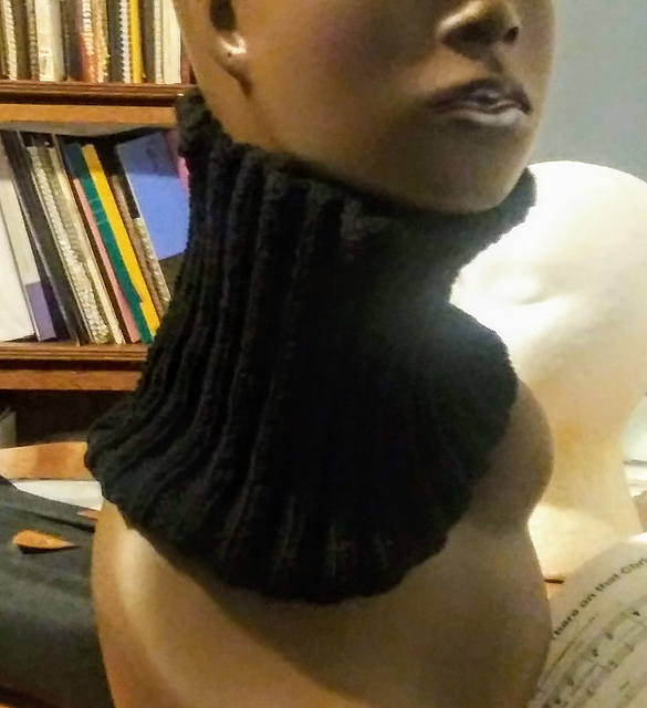 Ribbed Gaiter