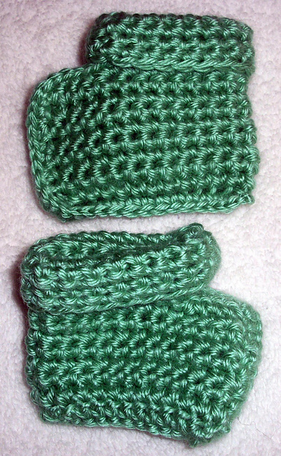 Bev's Easy Baby kit Booties