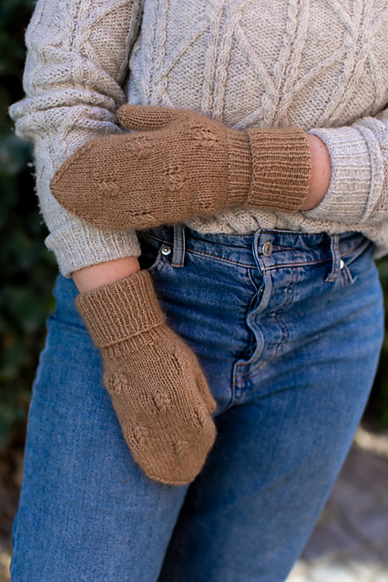 Wheat Mittens