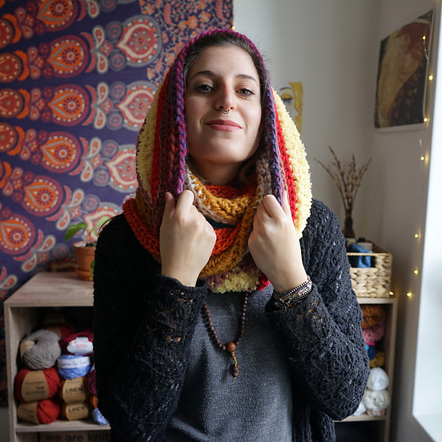 Scrap Yarn Snood