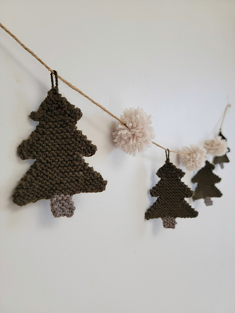 Mini Christmas Tree Garland