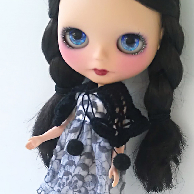 Cobweb Cape for Blythe dolls