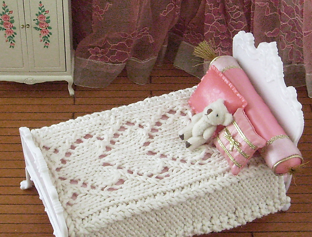 Be mine knitted bedspread for dolls