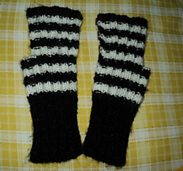 Fingerless Mittens