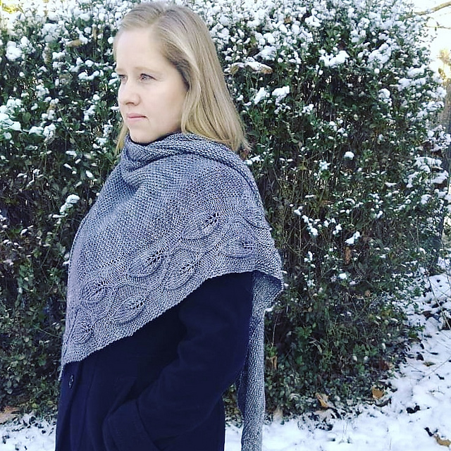 Bodo Pattern Ravelry: Eva shawl pattern by Erika Bodó