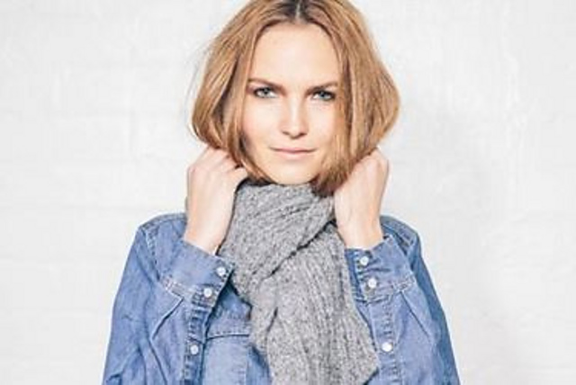 Unisex Textured Scarf