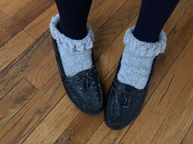 Ruffled Ankle Socks