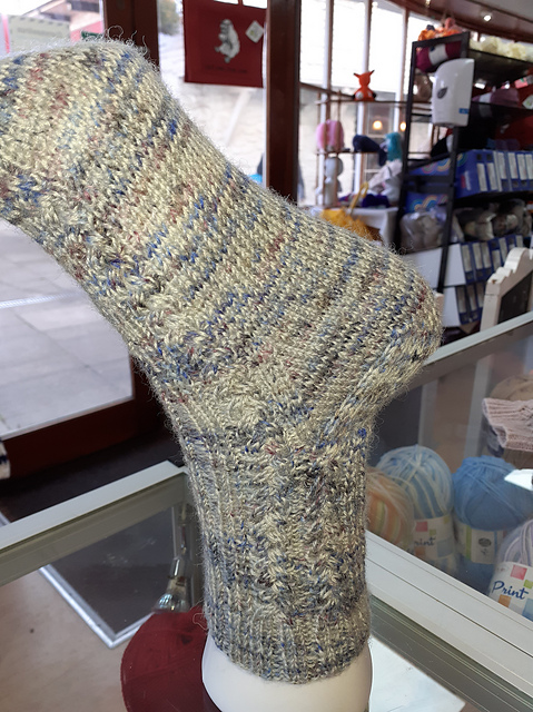 Side Cable Socks