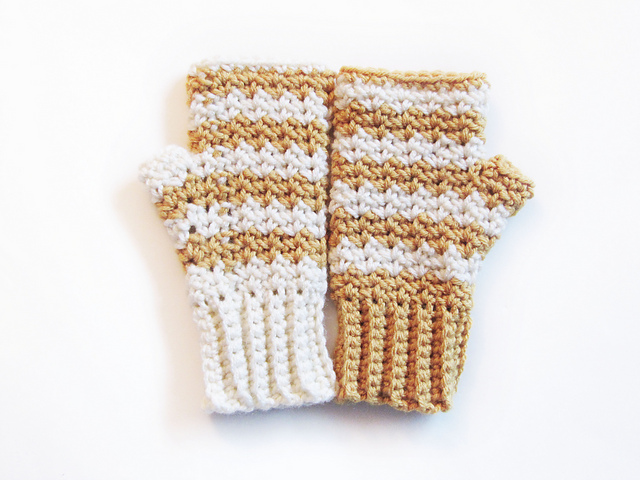Chevron Striped Mitts