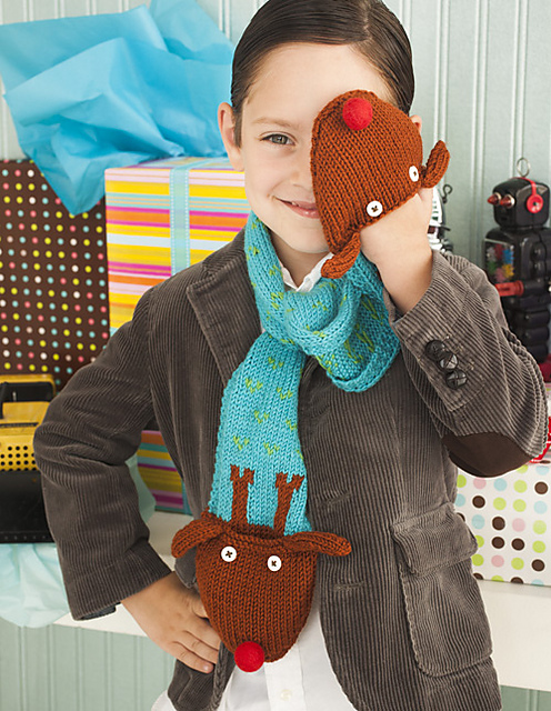 #20 Reindeer Scarf