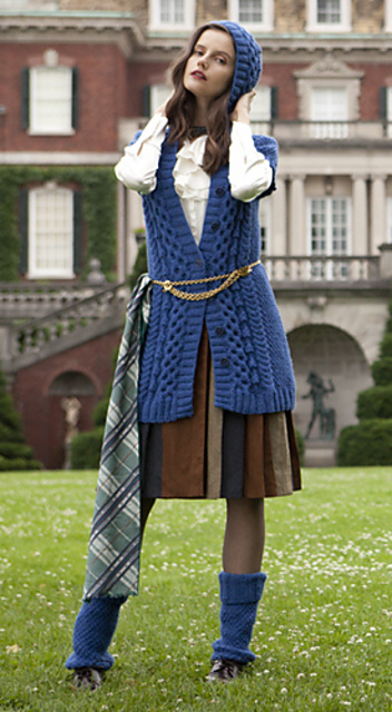 HOODED CARDIGAN & BOOT TOPPERS