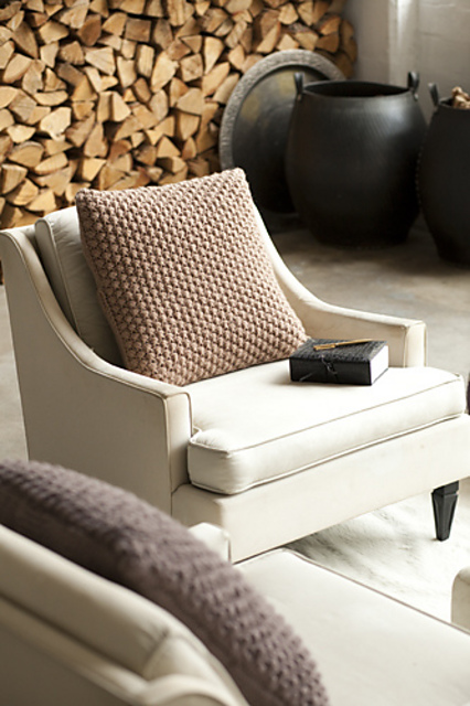 #04 Blackberry St Pillow