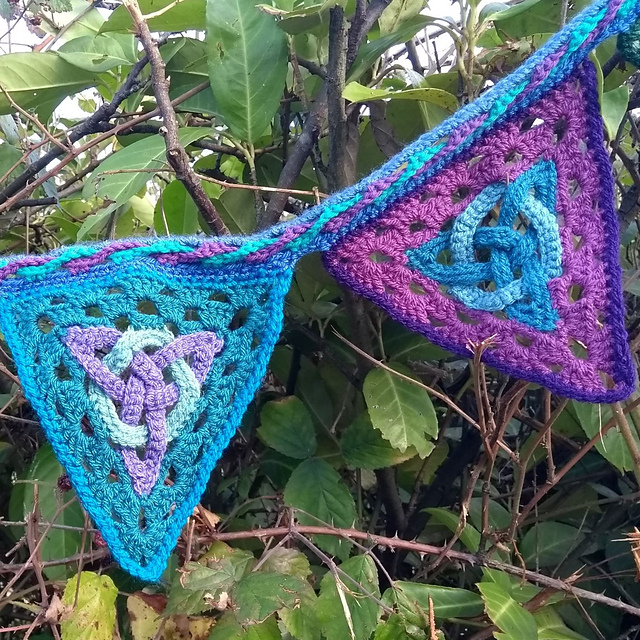 Celtic Triquetra Bunting
