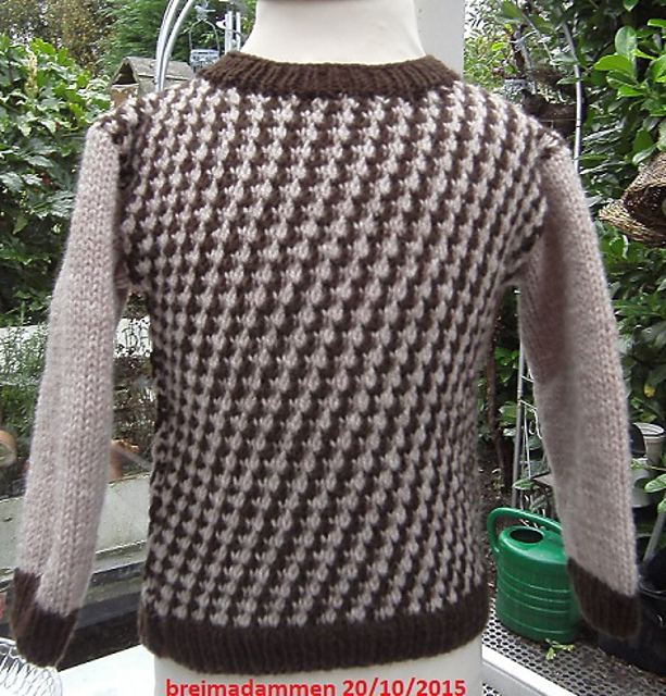 Truitje in Bubble Tweed Stitch