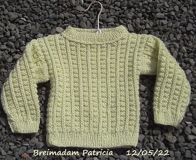 Child Sweater 2